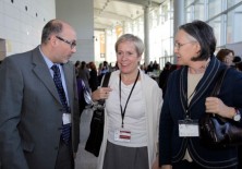 Insgibjörn Sólrun (ex Ministra de Asuntos Exteriores de Islandia), Félix Balboa y María Lezaun (Presidente-Fundador y Vicepresidenta-Fundadora de Fundación Phi)