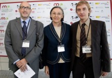 Félix Balboa, María Lezaun (Presidente-Fundador y Vicepresidenta-Fundadora de Fundación Phi respectivamente) y Javier Ortiz (Secretario del Patronato de Fundación Phi)