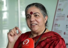 Dra. Vandana Shiva, fundadora de la Fundación para la Investigación Científica, Tecnológica y Ecológica en India