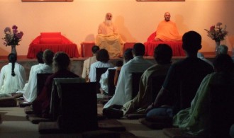 La Escuela Phi de Yoga Vedanta y Meditación en India
