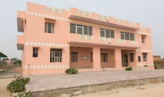 Child-Inn (Aldea Infantil Jhag y su Escuela, Prem-Pathshala), en Jaipur