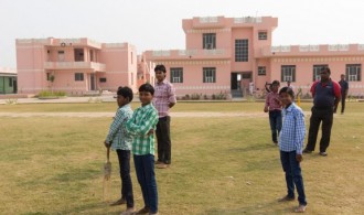 Child-Inn (Aldea Infantil Jhag y su Escuela, Prem-Pathshala), en Jaipur