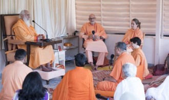 Satsang con Rev. Shri Chandra Swamiji Udasin